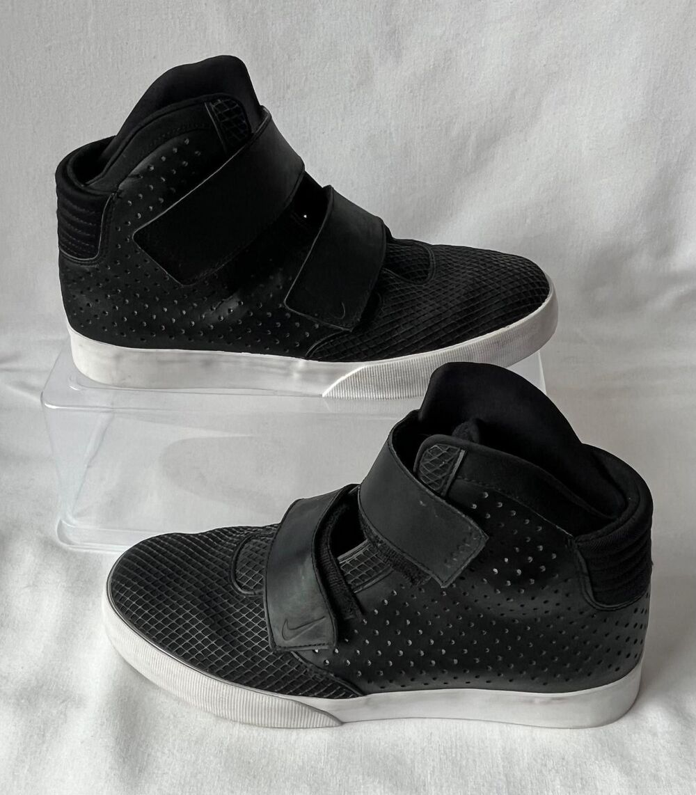 Size 10 - Nike Flystepper 2K3 Premium Black